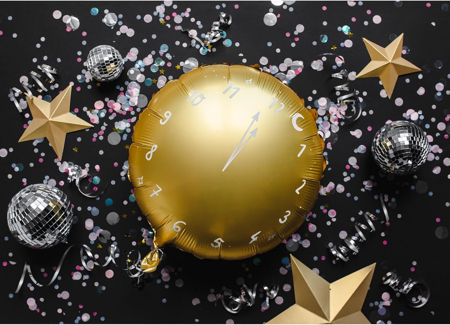Gold clock foil balloon used in New Year party decor – FB159-019.