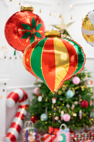 Red, green and gold foil Christmas bauble balloon 20x19 inches hanging on a Christmas tree – FB116
