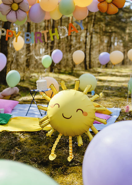 Foil Balloon Sun with smiling face for parties